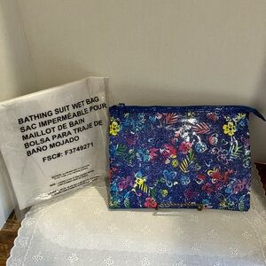 Avon Metallic Bathing Suit Wet Bag with zipper closure & wristlet. New.